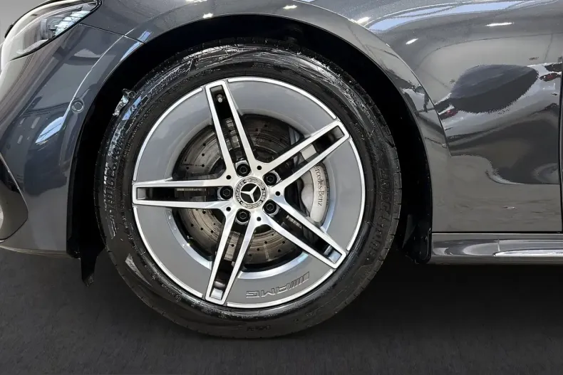 Mercedes-Benz E 220 (Clasa E) din 2025 cu 7.817 km - oferta MER223570 - foto 4