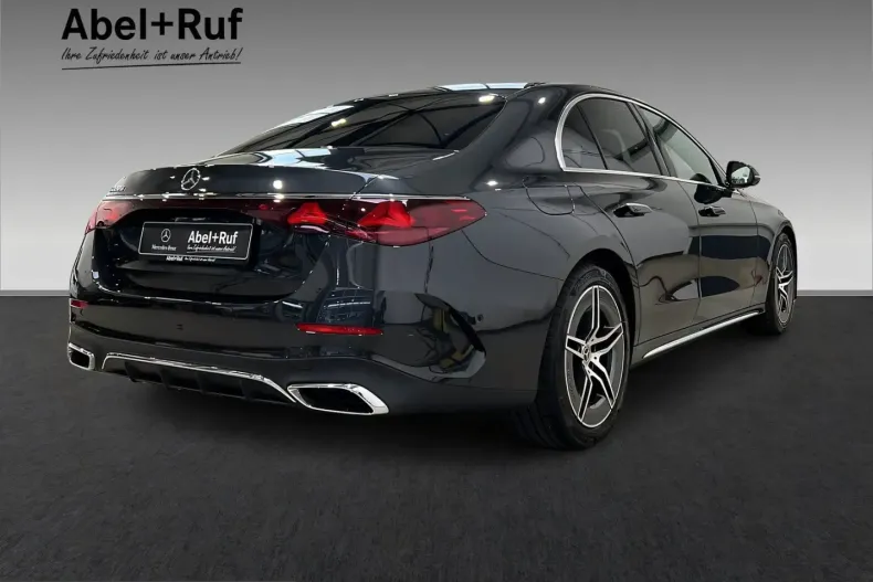 Mercedes-Benz E 220 (Clasa E) din 2025 cu 7.817 km - oferta MER223570 - foto 6