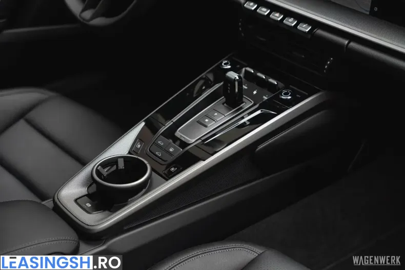 Porsche 992 din 2024 cu 7.900 km - oferta POR223571 - foto 43