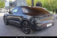 Porsche Macan din 2025 cu 10.500 km - oferta POR223579 - foto 3
