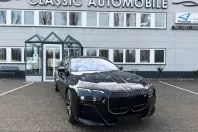 BMW i7 (Seria 7) din 2023 cu 16.528 km - oferta BMW223582 - foto 2