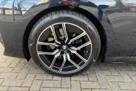 BMW i7 (Seria 7) din 2023 cu 16.528 km - oferta BMW223582 - foto 9
