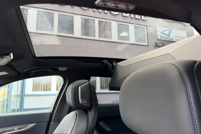 BMW i7 (Seria 7) din 2023 cu 16.528 km - oferta BMW223582 - foto 10