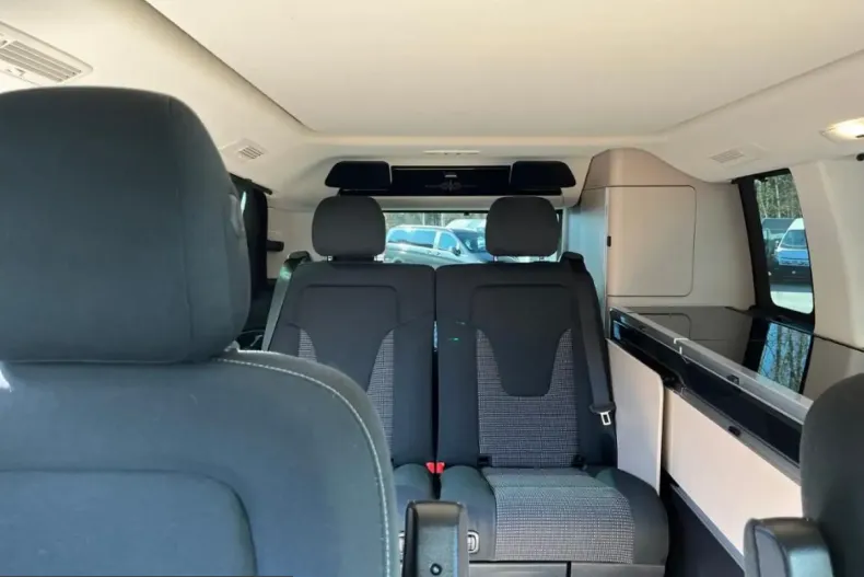 Mercedes-Benz V 300 (Clasa V) din 2025 cu 19.990 km - oferta MER223585 - foto 14