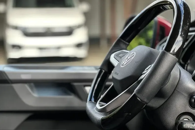 Volkswagen T6 Multivan din 2023 cu 57.200 km - oferta VOL223586 - foto 8