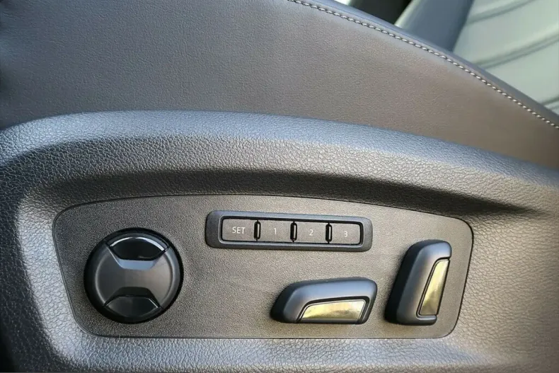 Volkswagen T6 Multivan din 2023 cu 57.200 km - oferta VOL223586 - foto 34