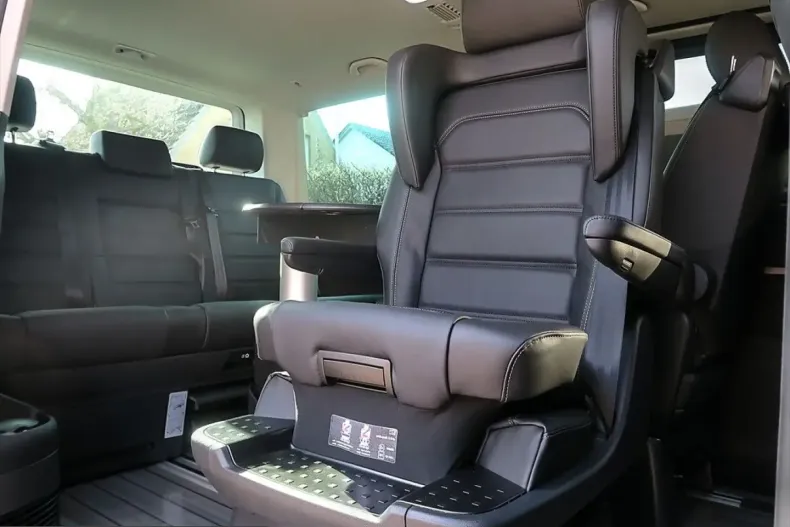 Volkswagen T6 Multivan din 2023 cu 57.200 km - oferta VOL223586 - foto 37