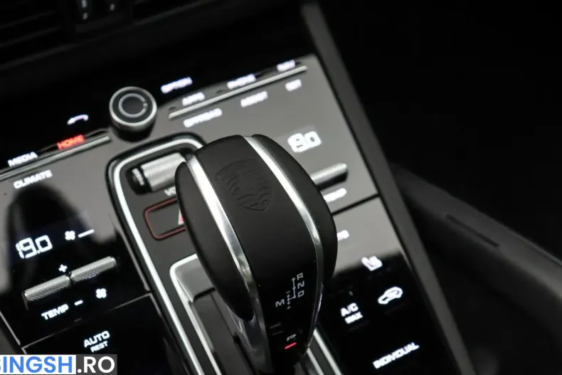 Porsche Cayenne din 2023 cu 82.035 km - oferta POR223594 - foto 19