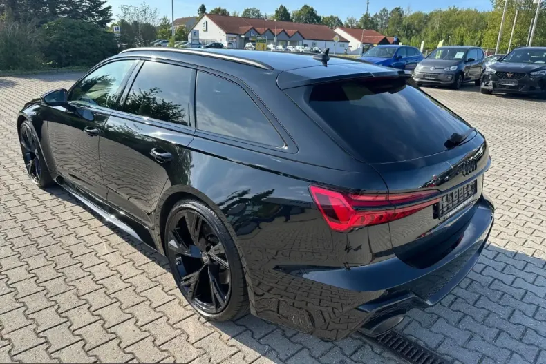 Audi RS6 din 2022 cu 42.620 km - oferta AUD223605 - foto 5