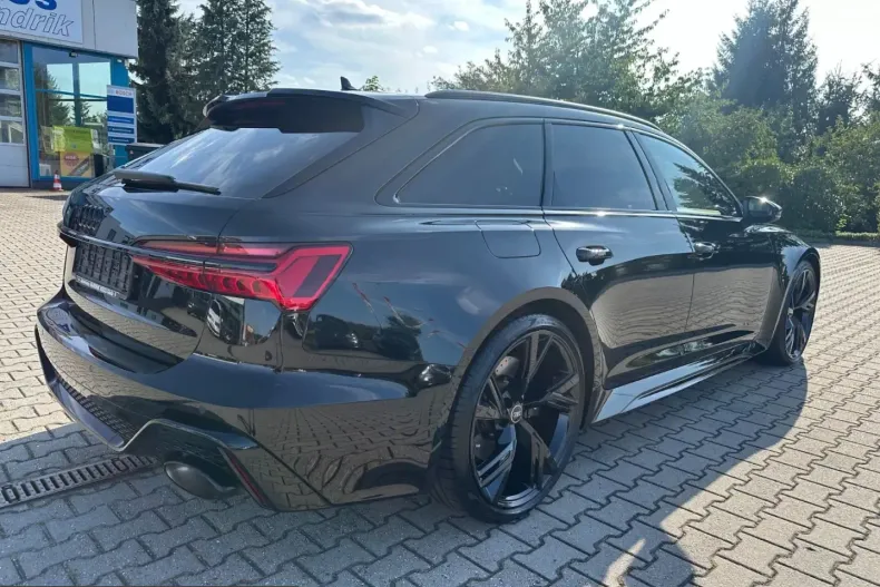 Audi RS6 din 2022 cu 42.620 km - oferta AUD223605 - foto 6