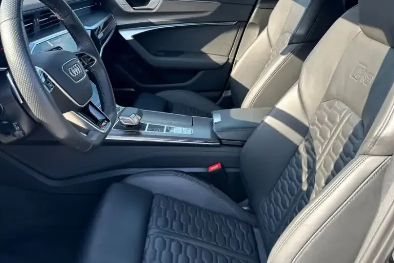 Audi RS6 din 2022 cu 42.620 km - oferta AUD223605 - foto 11