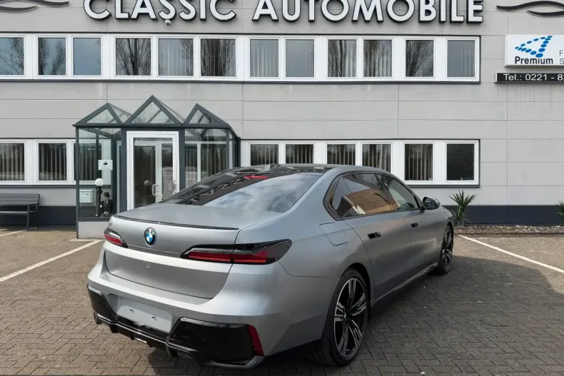 BMW i7 (Seria 7) din 2025 cu 50.989 km - oferta BMW223609 - foto 5