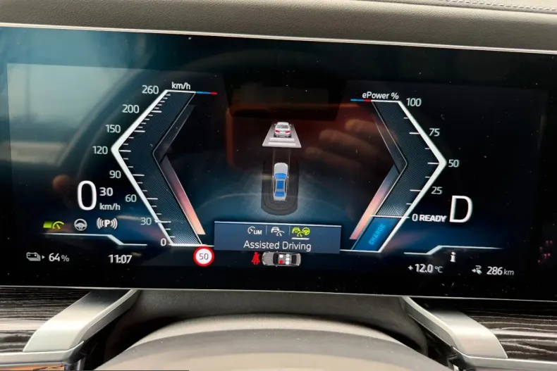 BMW i7 (Seria 7) din 2025 cu 50.989 km - oferta BMW223609 - foto 14