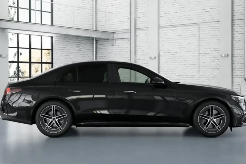Mercedes-Benz E 200 (Clasa E) din 2025 cu 8.900 km - oferta MER223617 - foto 5