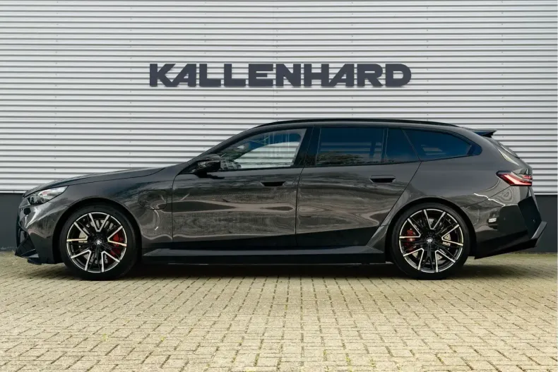 BMW M5 (Seria 5) din 2025 cu 9.891 km - oferta BMW223619 - foto 6