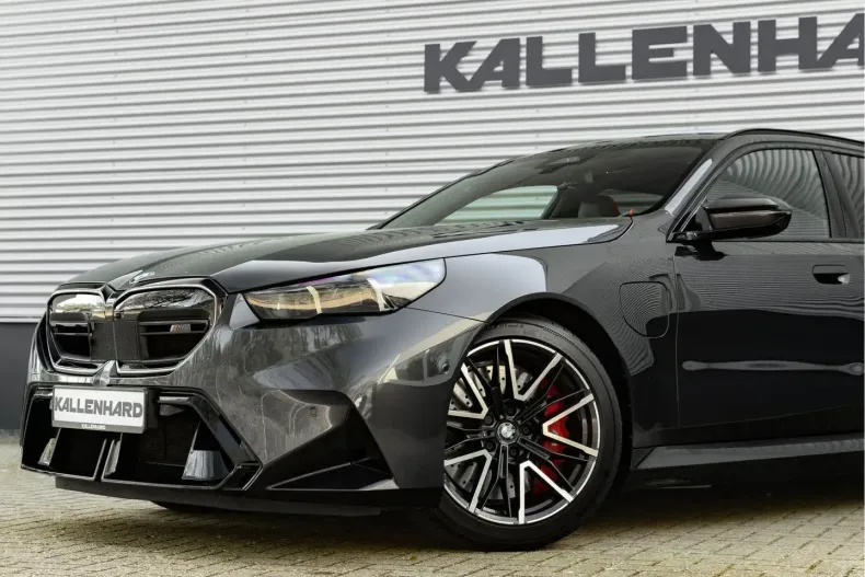BMW M5 (Seria 5) din 2025 cu 9.891 km - oferta BMW223619 - foto 7