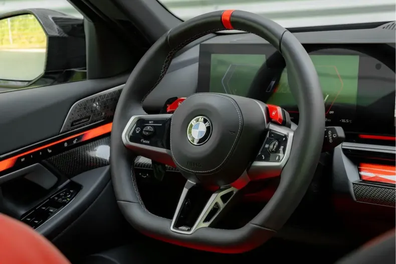 BMW M5 (Seria 5) din 2025 cu 9.891 km - oferta BMW223619 - foto 35