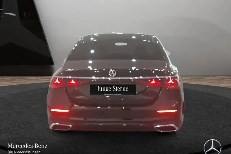 Mercedes-Benz E 200 (Clasa E) din 2025 cu 9.983 km - oferta MER223622 - foto 6