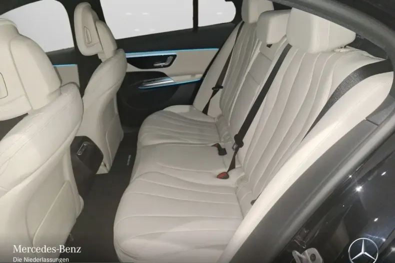 Mercedes-Benz E 200 (Clasa E) din 2025 cu 9.983 km - oferta MER223622 - foto 9