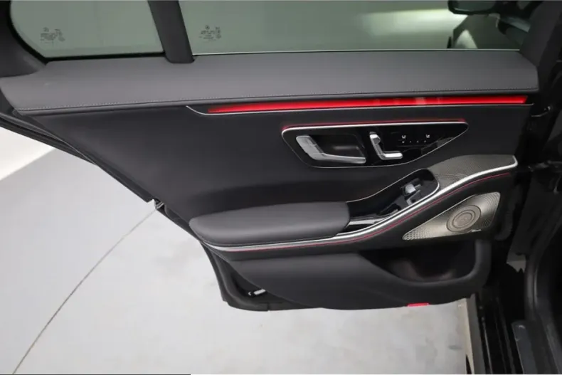 Mercedes-Benz S 580 (Clasa S) din 2023 cu 64.300 km - oferta MER223636 - foto 10