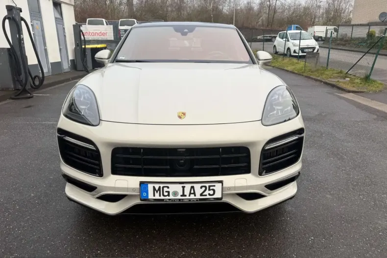 Porsche Cayenne din 2021 cu 38.560 km - oferta POR223639 - foto 3