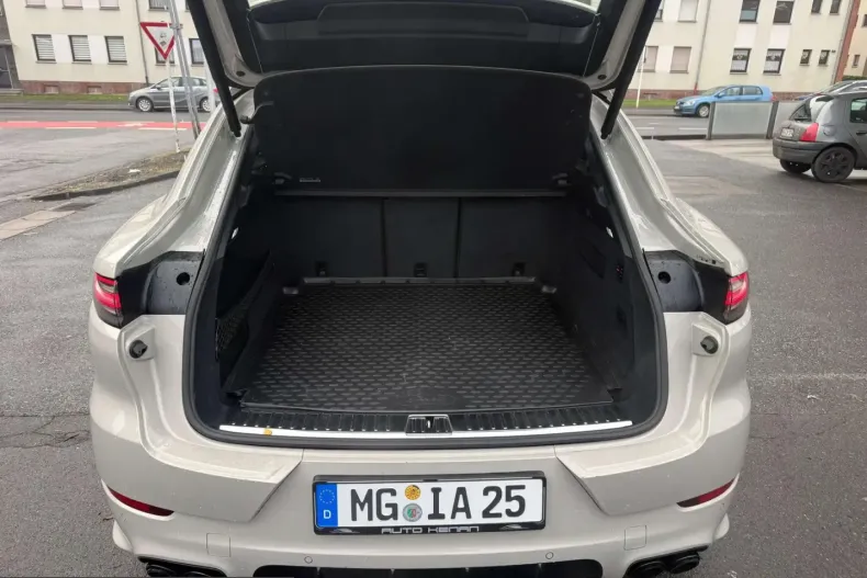 Porsche Cayenne din 2021 cu 38.560 km - oferta POR223639 - foto 7