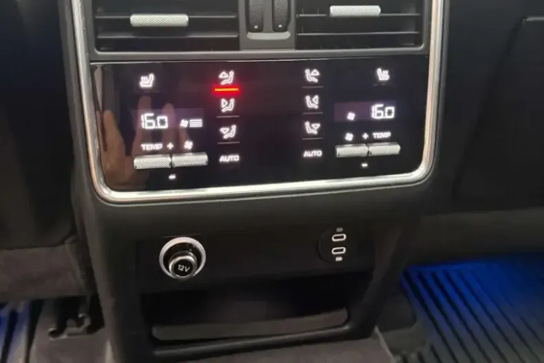 Porsche Cayenne din 2021 cu 38.560 km - oferta POR223639 - foto 10