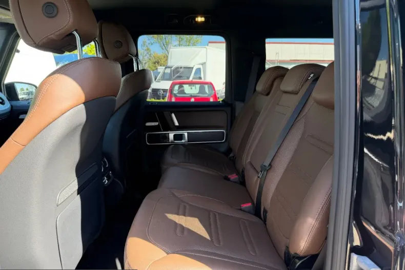 Mercedes-Benz G 400 (Clasa G) din 2022 cu 85.780 km - oferta MER223640 - foto 14