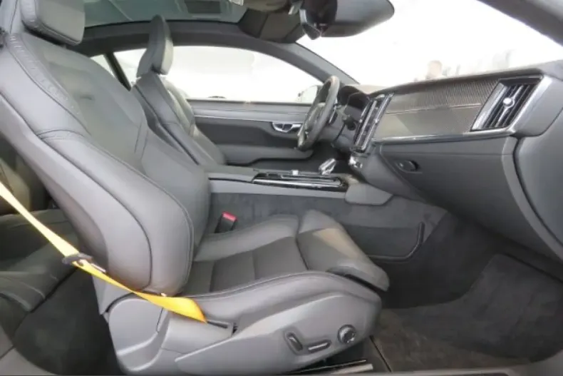 Polestar 1 din 2022 cu 19.909 km - oferta POL223642 - foto 8
