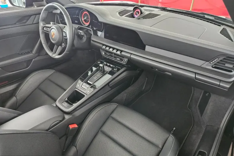 Porsche 992 din 2024 cu 29.000 km - oferta POR223643 - foto 18