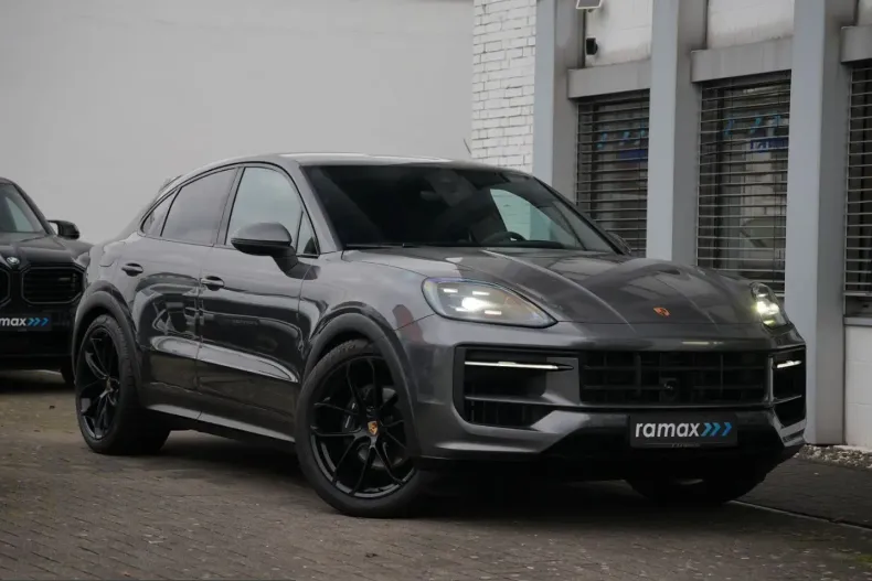 Porsche Cayenne din 2024 cu 8.500 km - oferta POR223644 - foto 2