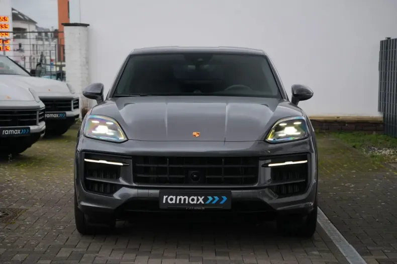 Porsche Cayenne din 2024 cu 8.500 km - oferta POR223644 - foto 3