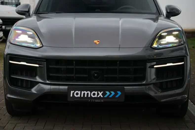 Porsche Cayenne din 2024 cu 8.500 km - oferta POR223644 - foto 14