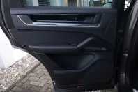 Porsche Cayenne din 2024 cu 8.500 km - oferta POR223644 - foto 39