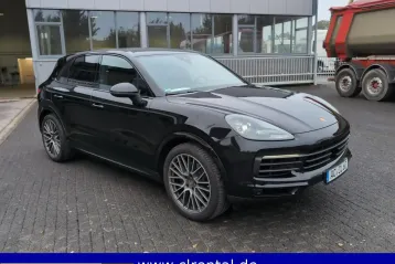 Porsche Cayenne din 2024 - oferta POR223658
