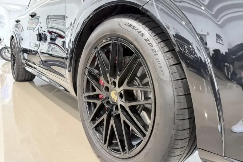 Porsche Cayenne din 2024 cu 51.500 km - oferta POR223667 - foto 13