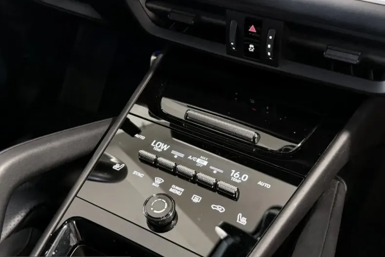 Porsche Cayenne din 2024 cu 51.500 km - oferta POR223667 - foto 26
