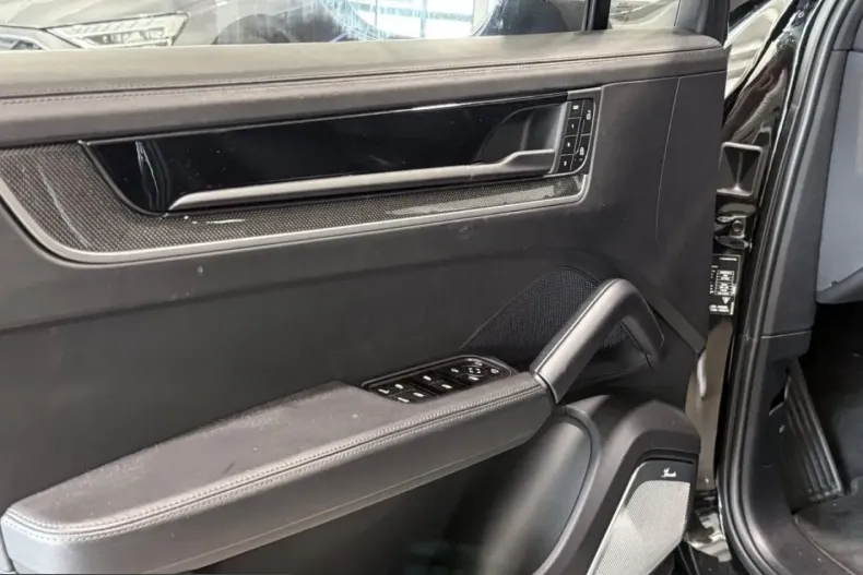 Porsche Cayenne din 2024 cu 51.500 km - oferta POR223667 - foto 29