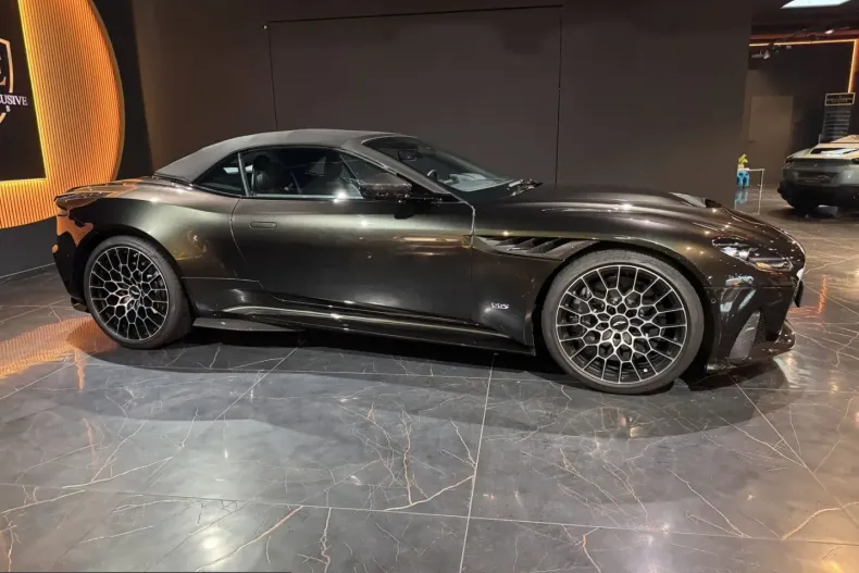 Aston Martin DBS din 2023 cu 5.490 km - oferta AST223670 - foto 10