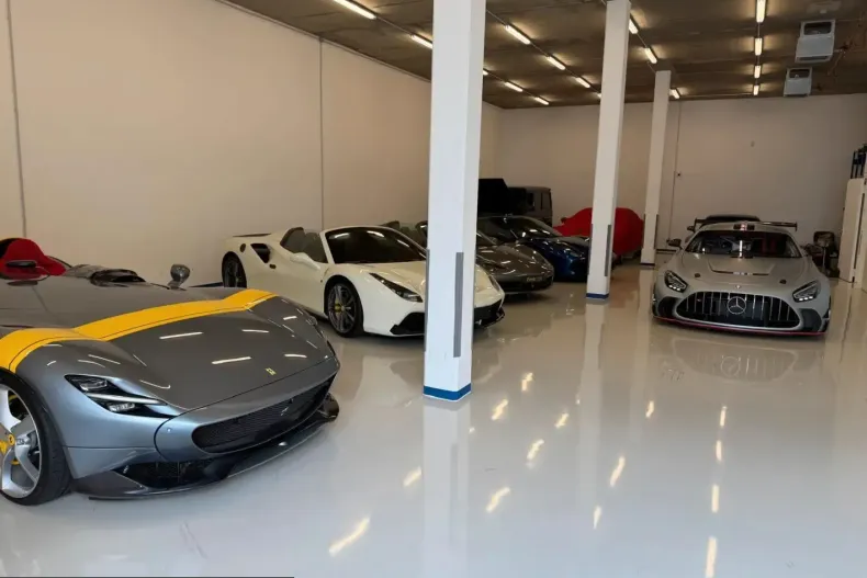 Ferrari F8 din 2021 cu 4.000 km - oferta FER223671 - foto 12