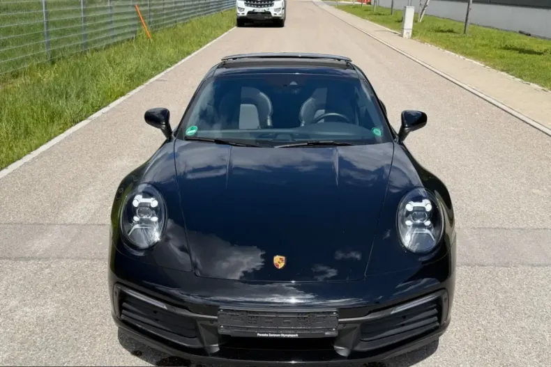 Porsche 911 din 2021 cu 55.500 km - oferta POR223677 - foto 2
