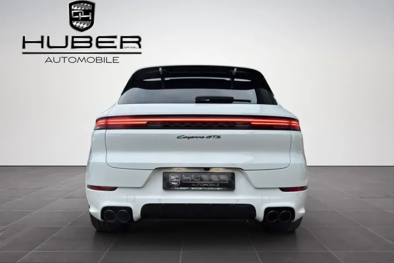 Porsche Cayenne din 2025 cu 5.500 km - oferta POR223678 - foto 4