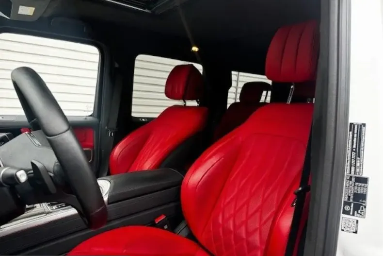 Mercedes-Benz G 500 (Clasa G) din 2023 cu 19.000 km - oferta MER223681 - foto 13