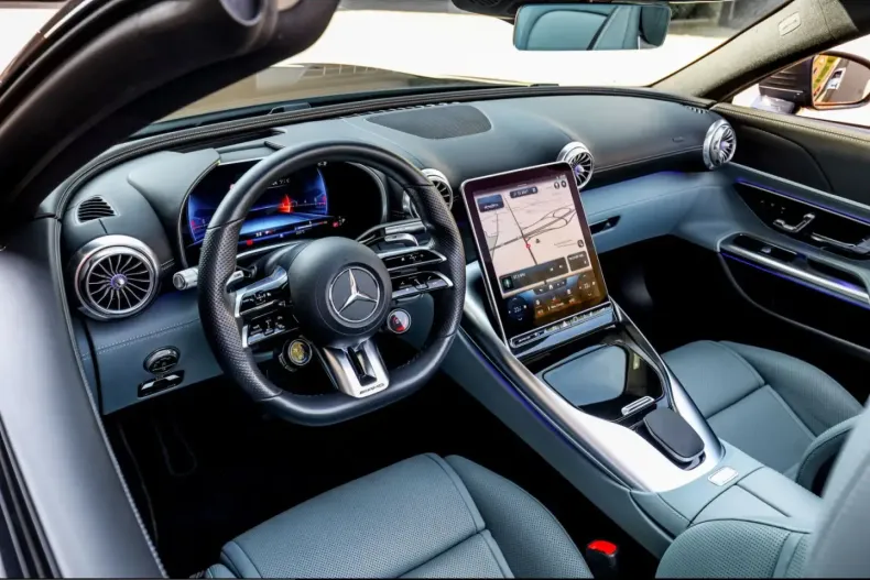 Mercedes-Benz SL 63 AMG (Clasa SL) din 2023 cu 14.500 km - oferta MER223689 - foto 17