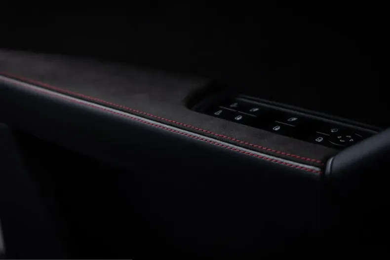 Porsche Cayenne din 2025 cu 17.200 km - oferta POR223691 - foto 27