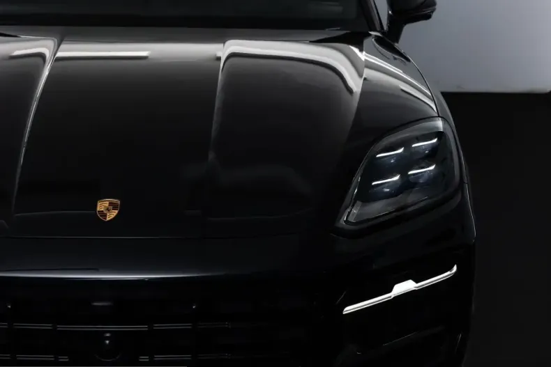 Porsche Cayenne din 2025 cu 17.200 km - oferta POR223691 - foto 32