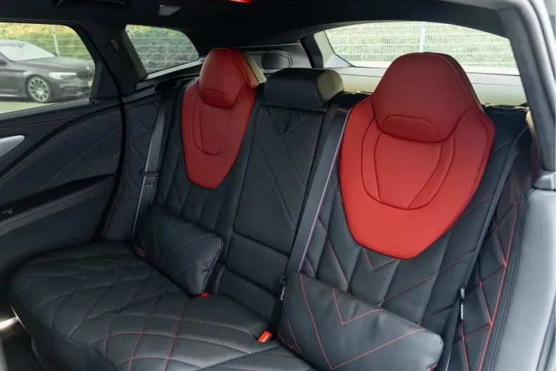 BMW XM (Seria X) din 2023 cu 73.888 km - oferta BMW223693 - foto 31
