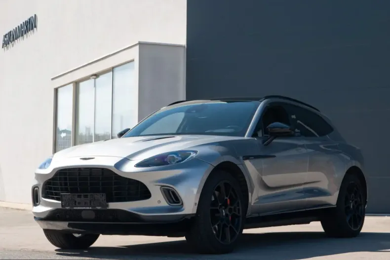 Aston Martin DBX din 2023 cu 39.980 km - oferta AST223696 - foto 1