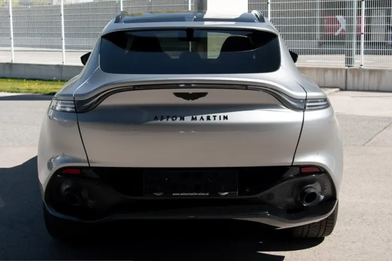 Aston Martin DBX din 2023 cu 39.980 km - oferta AST223696 - foto 4
