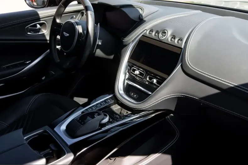 Aston Martin DBX din 2023 cu 39.980 km - oferta AST223696 - foto 16
